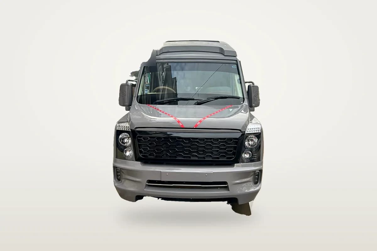 Grey Maharaja luxury traveller, front view